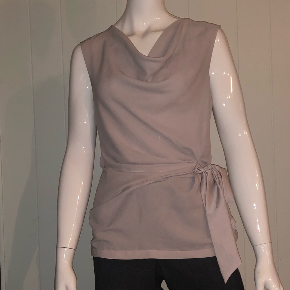 H&M Sleeveless Blouse